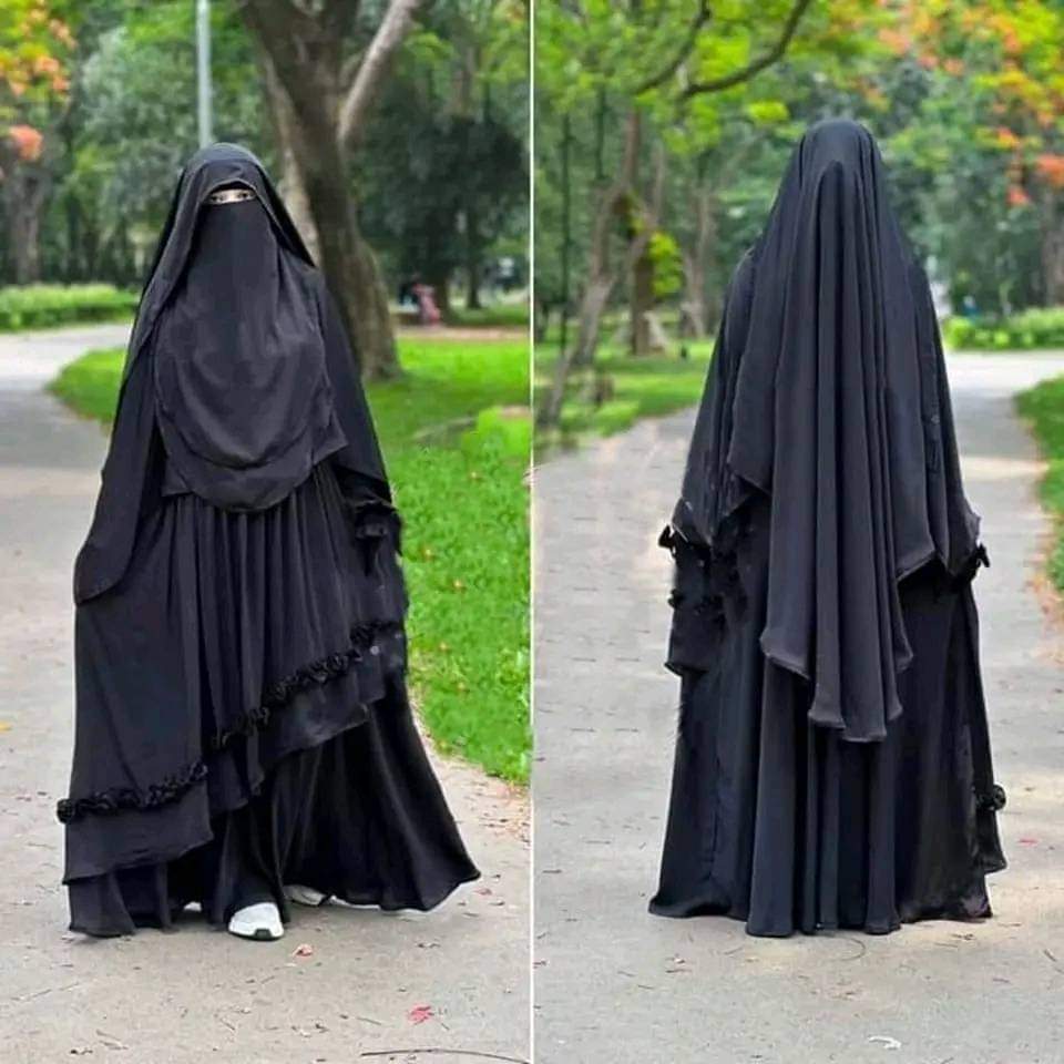 আয়েশা সেট